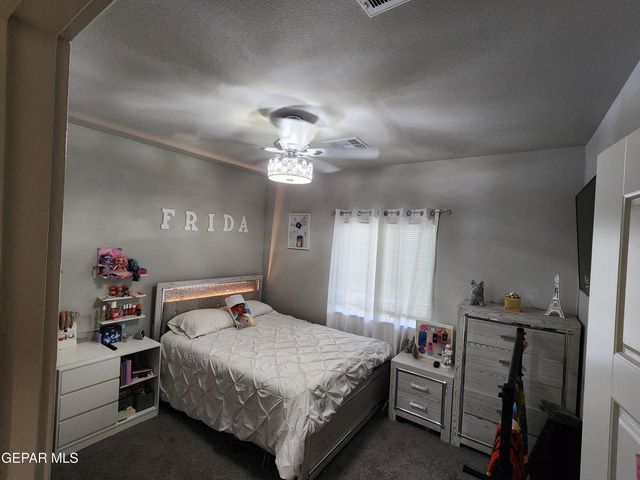10113 Christmas Cactus Place, Socorro, TX 79927