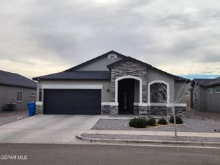 10113 Christmas Cactus Place, Socorro, TX 79927