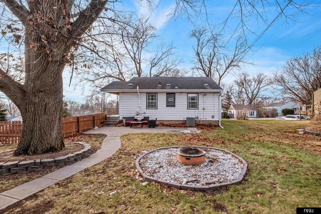 2307 N 68th Street, Omaha, NE 68104