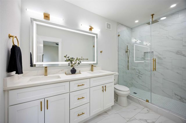 2420 Woodard Street, Houston, TX 77026