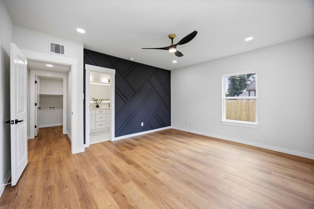 2420 Woodard Street, Houston, TX 77026