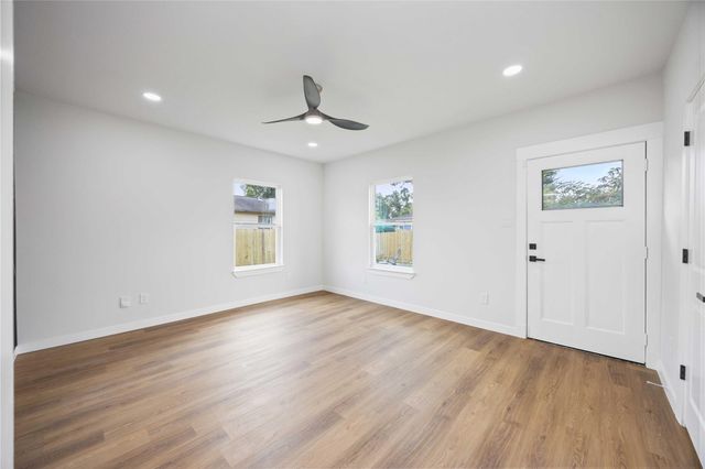 2420 Woodard Street, Houston, TX 77026