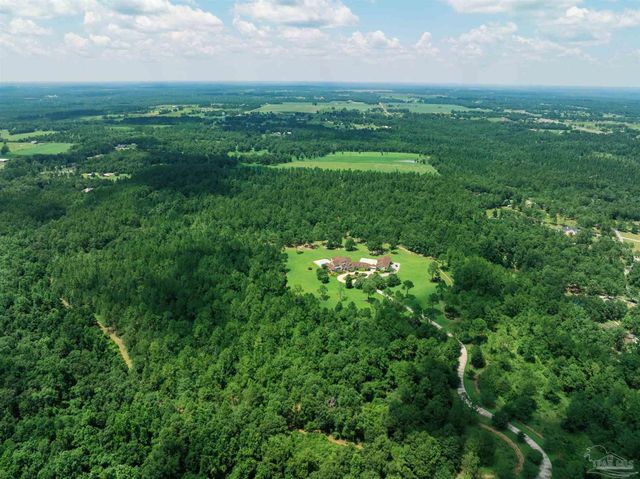 2600 Barrineau Park Rd, Molino, FL 32577