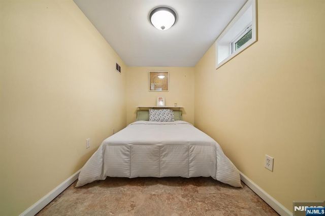 428 Fairfield Avenue, Ridgewood, NJ 07450