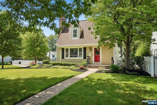 428 Fairfield Avenue, Ridgewood, NJ 07450