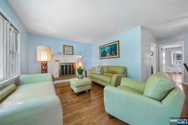 428 Fairfield Avenue, Ridgewood, NJ 07450