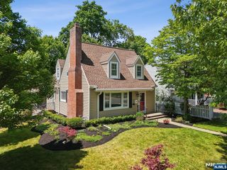 428 Fairfield Avenue, Ridgewood, NJ 07450