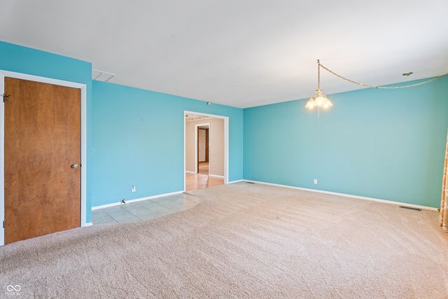 8051 Charlecot Drive, Indianapolis, IN 46268