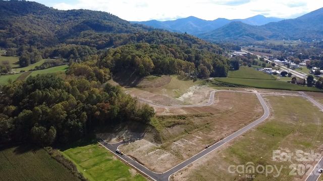 84 Cora View Trail, Waynesville, NC 28785