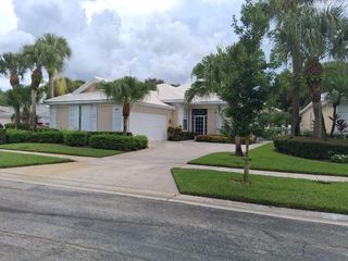 8465 BEACONHILL Road, Palm Beach Gardens, FL 33410