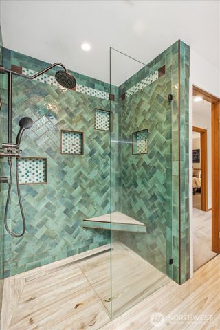 18400 228th Avenue NE, Woodinville, WA 98077