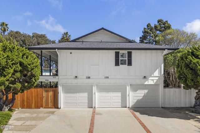 910 Seaside Court, Ventura, CA 93001