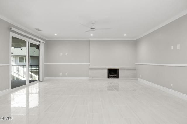 910 Seaside Court, Ventura, CA 93001