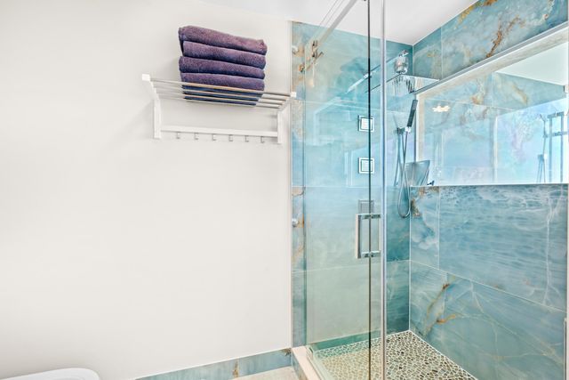 1160 Hillsboro Mile Ph, Hillsboro Beach, FL 33062