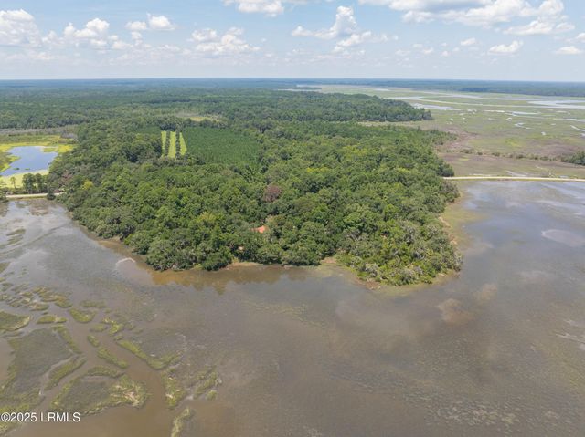 822 Knowles Island Road, Ridgeland, SC 29936