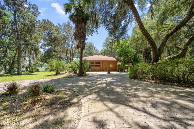 822 Knowles Island Road, Ridgeland, SC 29936