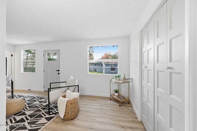 7328 BAMBERG Road, Jacksonville, FL 32277