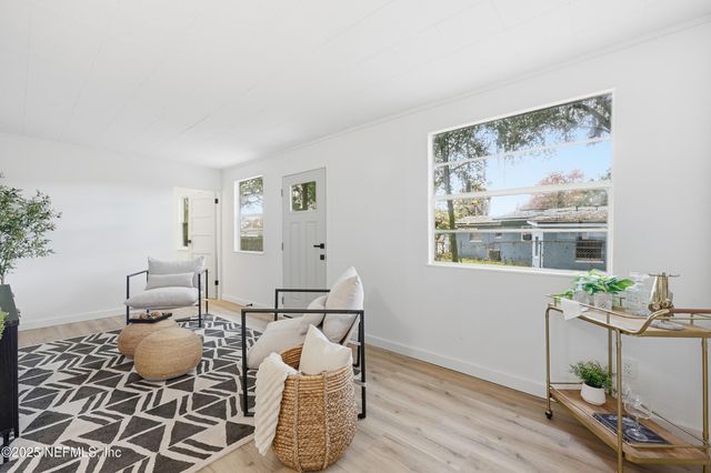 7328 BAMBERG Road, Jacksonville, FL 32277