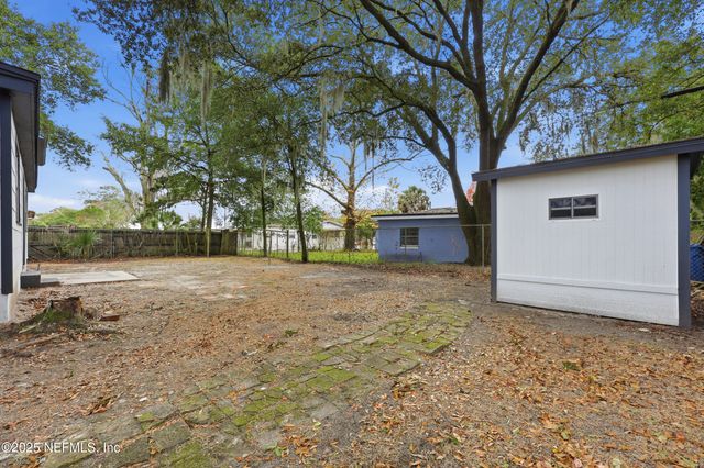 7328 BAMBERG Road, Jacksonville, FL 32277