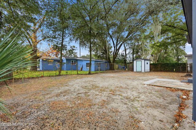 7328 BAMBERG Road, Jacksonville, FL 32277