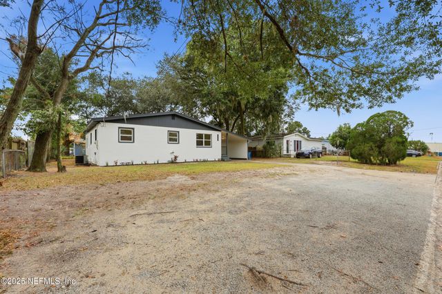 7328 BAMBERG Road, Jacksonville, FL 32277