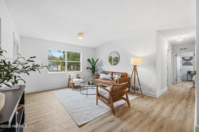 7328 BAMBERG Road, Jacksonville, FL 32277