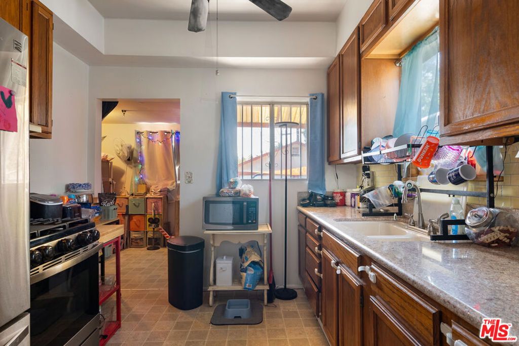 Image 7 of property listing at 2346 2348 Yosemite Drive, Los Angeles, CA 90041