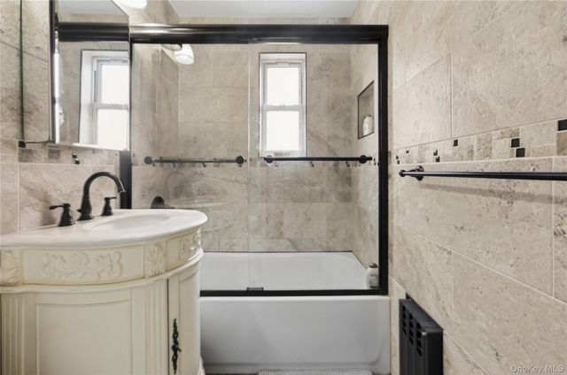 263-28 73rd Avenue 1st Fl, Glen Oaks, NY 11004