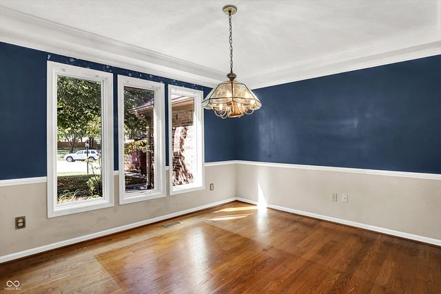 305 Gloucester Court, Noblesville, IN 46060