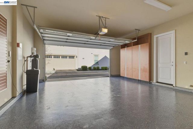 4450 Sunset View Dr, Dublin, CA 94568