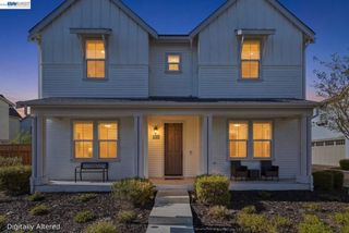 4450 Sunset View Dr, Dublin, CA 94568