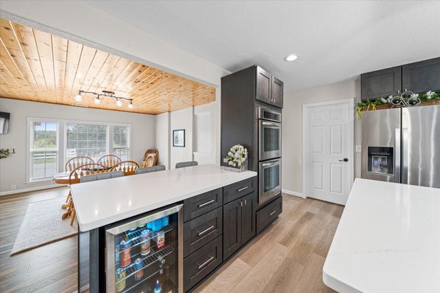 10190 Oak Run Road, Millville, CA 96069