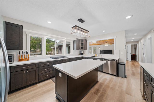 10190 Oak Run Road, Millville, CA 96069