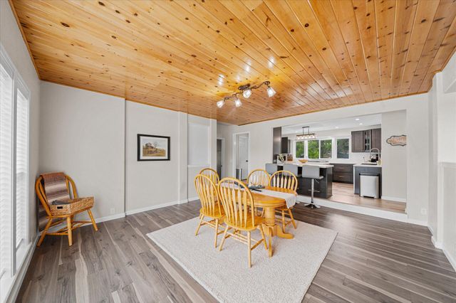 10190 Oak Run Road, Millville, CA 96069