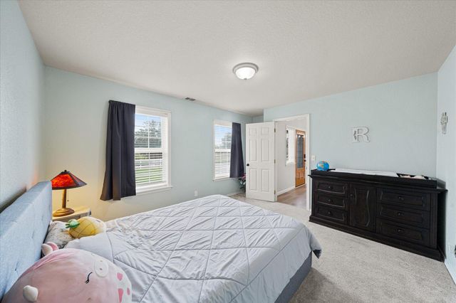 10190 Oak Run Road, Millville, CA 96069