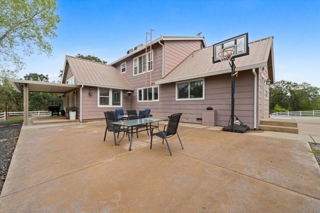 10190 Oak Run Road, Millville, CA 96069