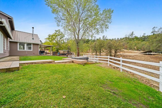 10190 Oak Run Road, Millville, CA 96069