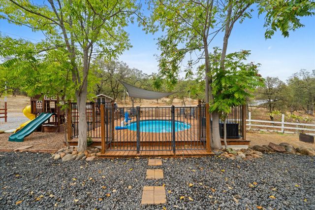 10190 Oak Run Road, Millville, CA 96069