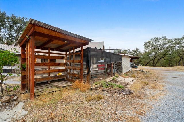 10190 Oak Run Road, Millville, CA 96069