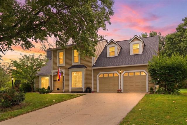 1597 El Dorado Drive, Lawrence, KS 66049