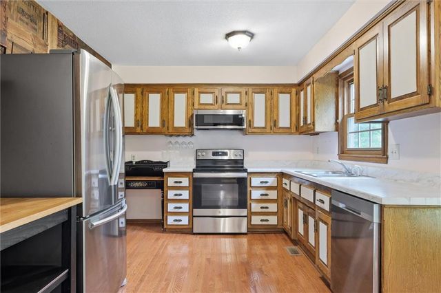 1597 El Dorado Drive, Lawrence, KS 66049