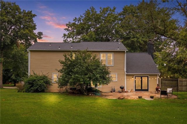 1597 El Dorado Drive, Lawrence, KS 66049