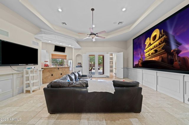 1131 E DESERT Court, Gilbert, AZ 85234