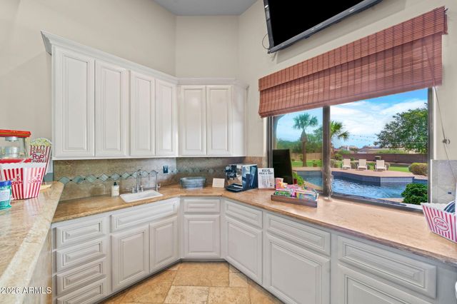 1131 E DESERT Court, Gilbert, AZ 85234