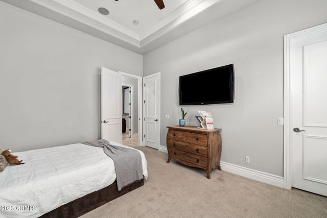 1131 E DESERT Court, Gilbert, AZ 85234