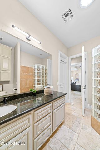 1131 E DESERT Court, Gilbert, AZ 85234