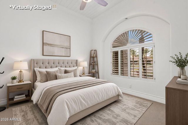 1131 E DESERT Court, Gilbert, AZ 85234