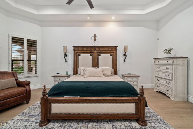 1131 E DESERT Court, Gilbert, AZ 85234