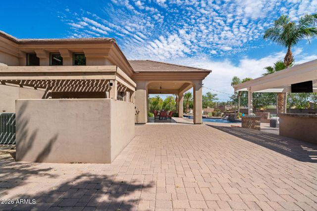 1131 E DESERT Court, Gilbert, AZ 85234