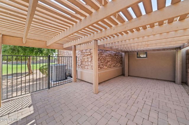 1131 E DESERT Court, Gilbert, AZ 85234